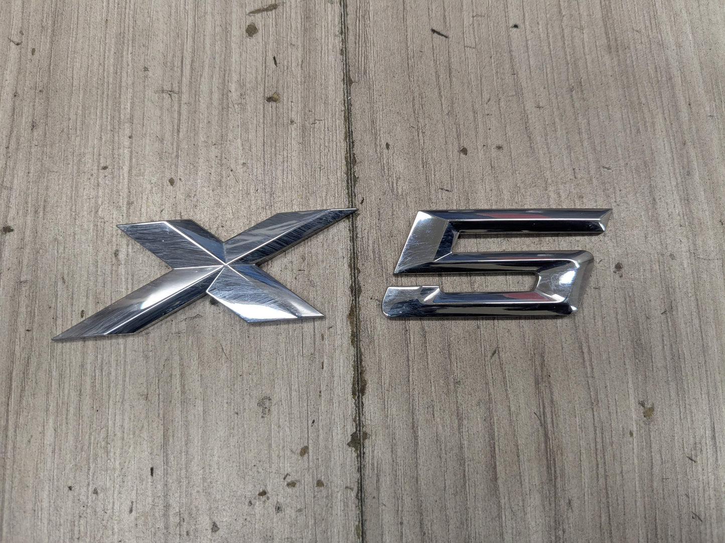 14-18 OEM BMW F15 X5 Rear Trunk Lide X5 Badge Emblem