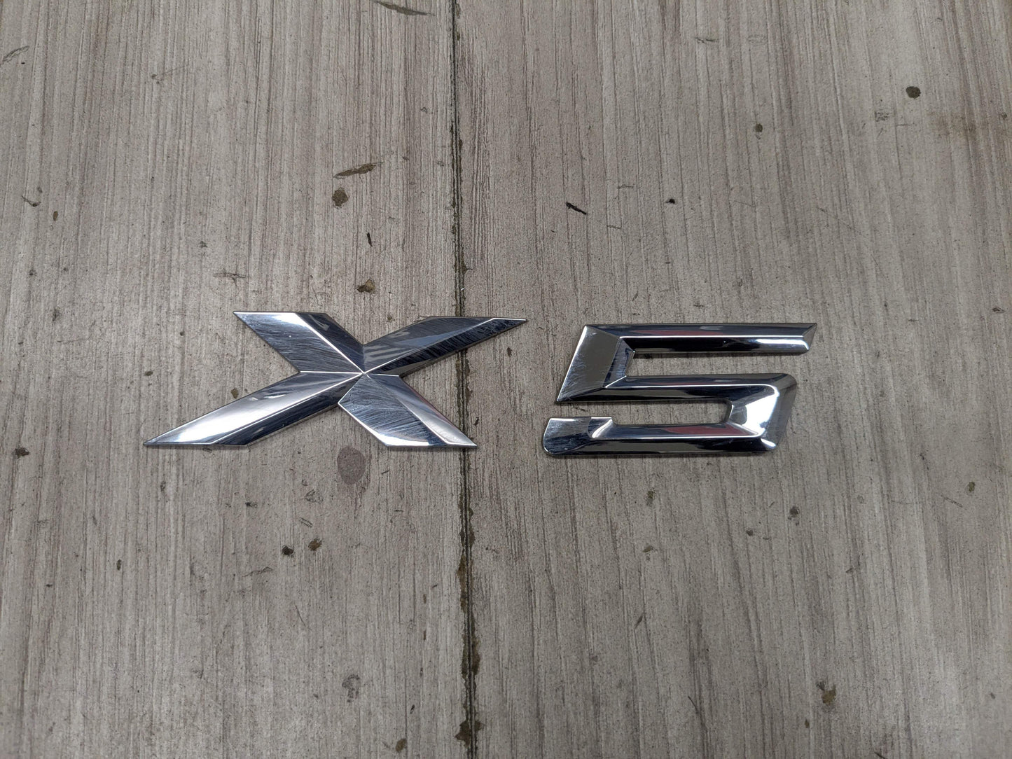 14-18 OEM BMW F15 X5 Rear Trunk Lide X5 Badge Emblem