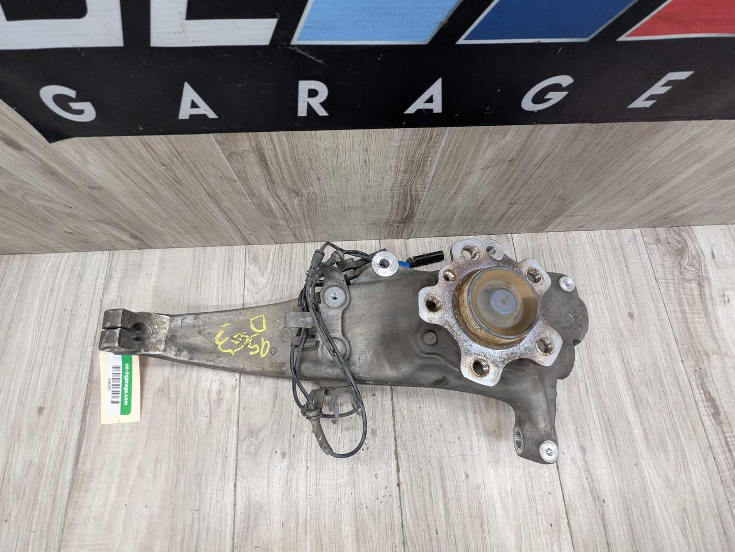 OEM BMW G11 G12 740 750 RWD Front Left Driver Wheel Hub Bearing Spindle Knuckle