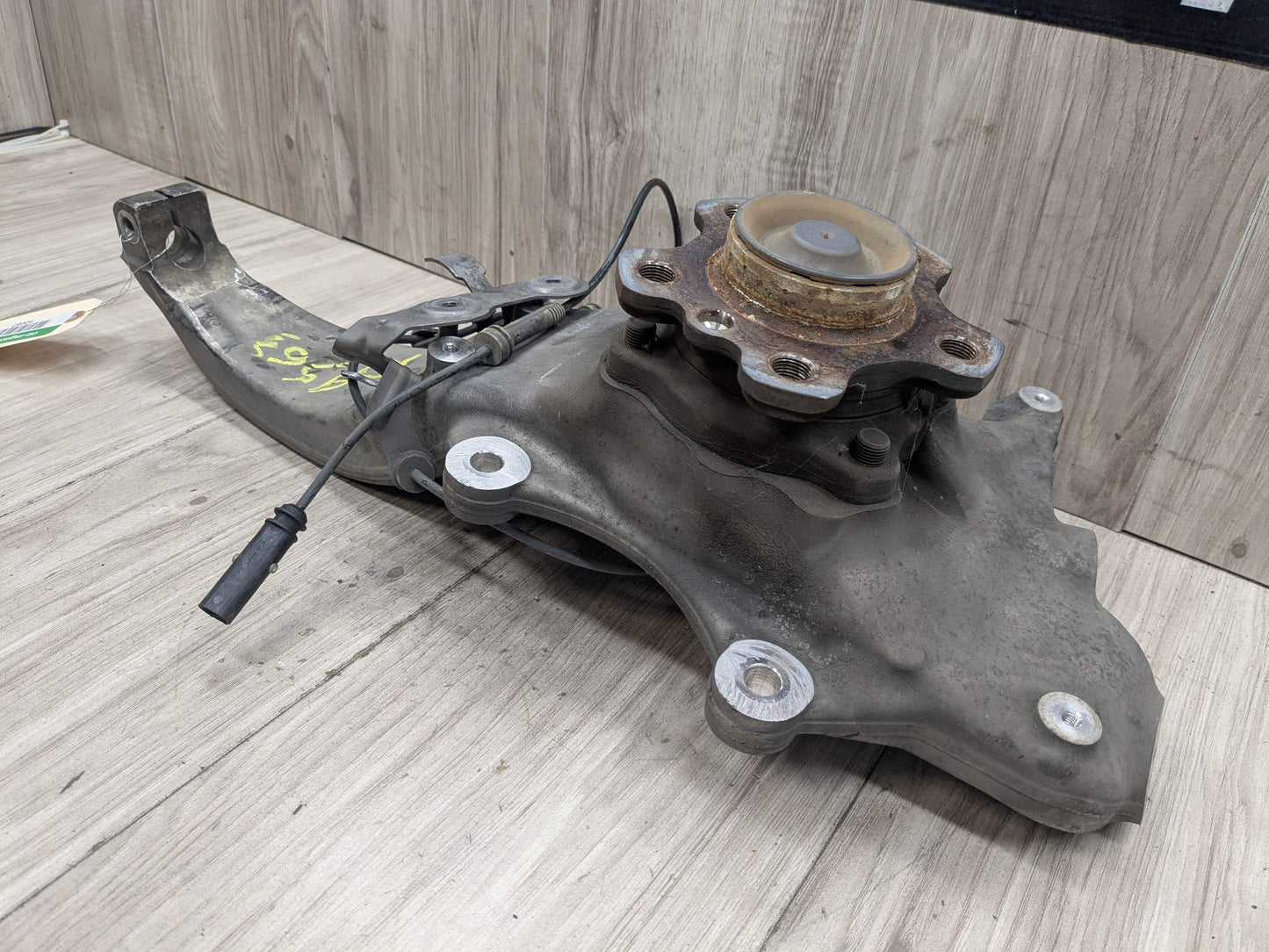 OEM BMW G11 G12 740 750 RWD Front Right Passenger Hub Bearing Spindle Knuckle
