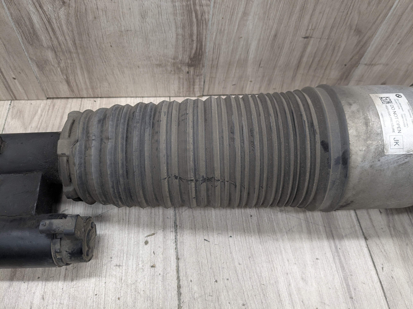 16-22 OEM BMW G11 G12 740 750 B7 REAR Left Driver Air Suspension Strut Shock