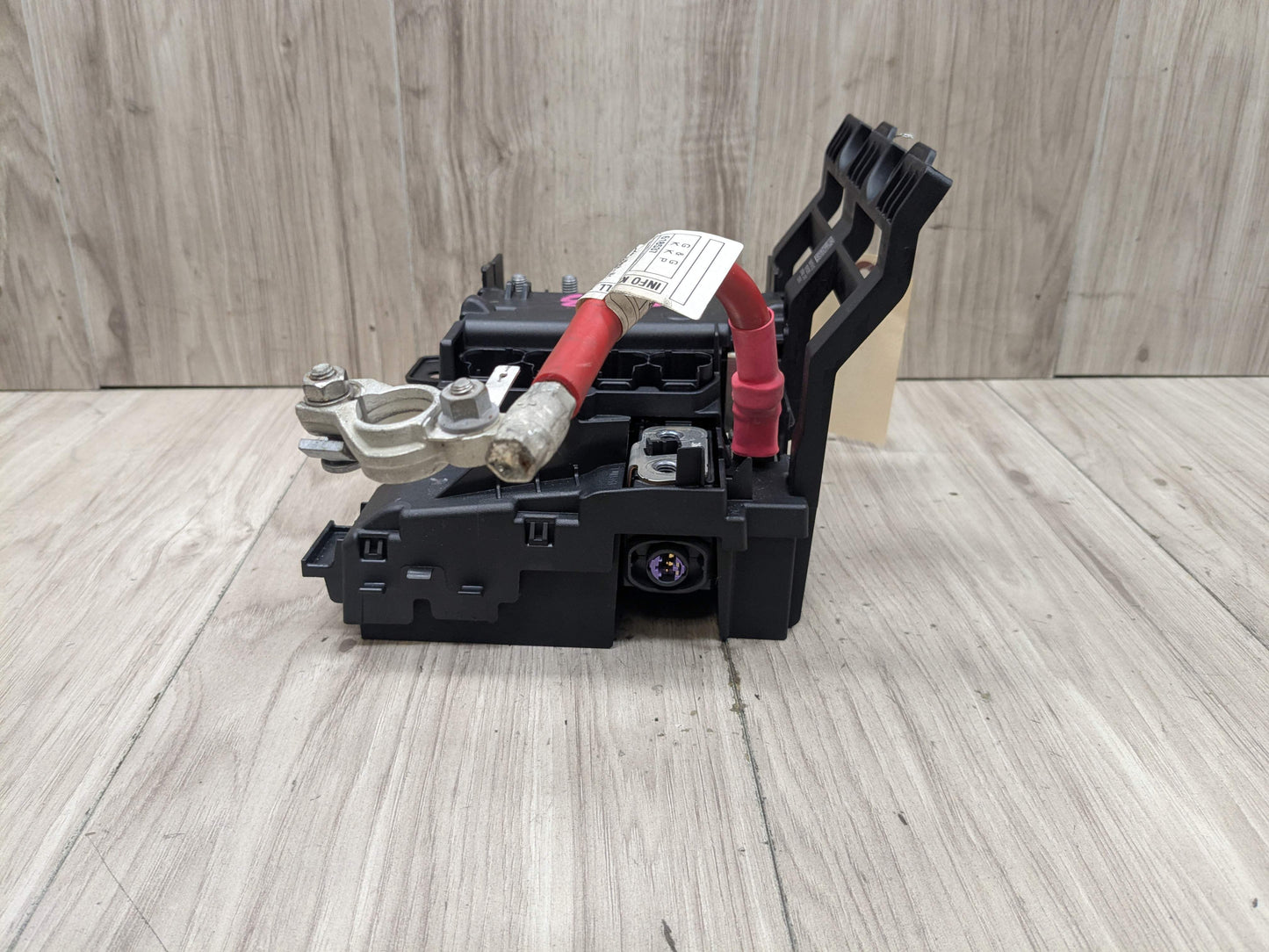 16-22 OEM BMW G12 G30 Rear Positive Battery Power Distribution Junction Fuse Box