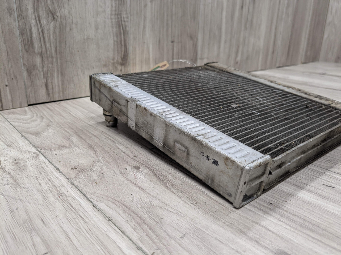 OEM BMW F90 G12 G30 G45 Left Right Secondary Auxiliary Coolant Remote Radiator