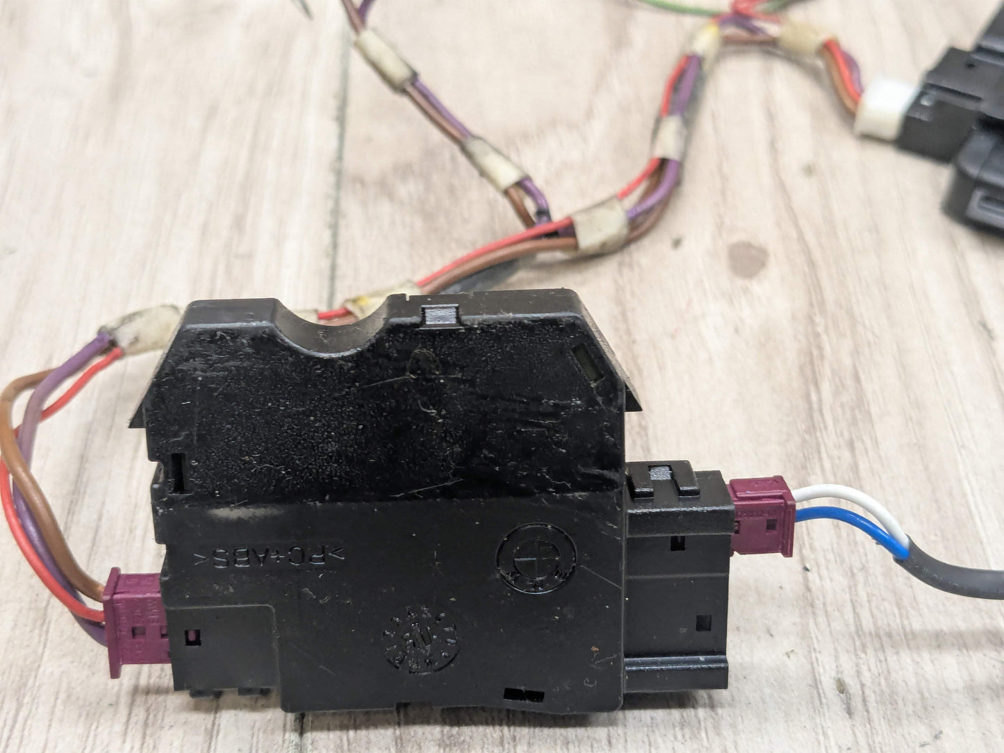 16-19 OEM BMW G11 G12 740 750 Steering Wheel Electronics Control Module Unit
