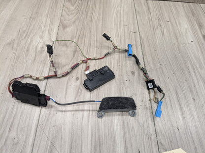 16-19 OEM BMW G11 G12 740 750 Steering Wheel Electronics Control Module Unit
