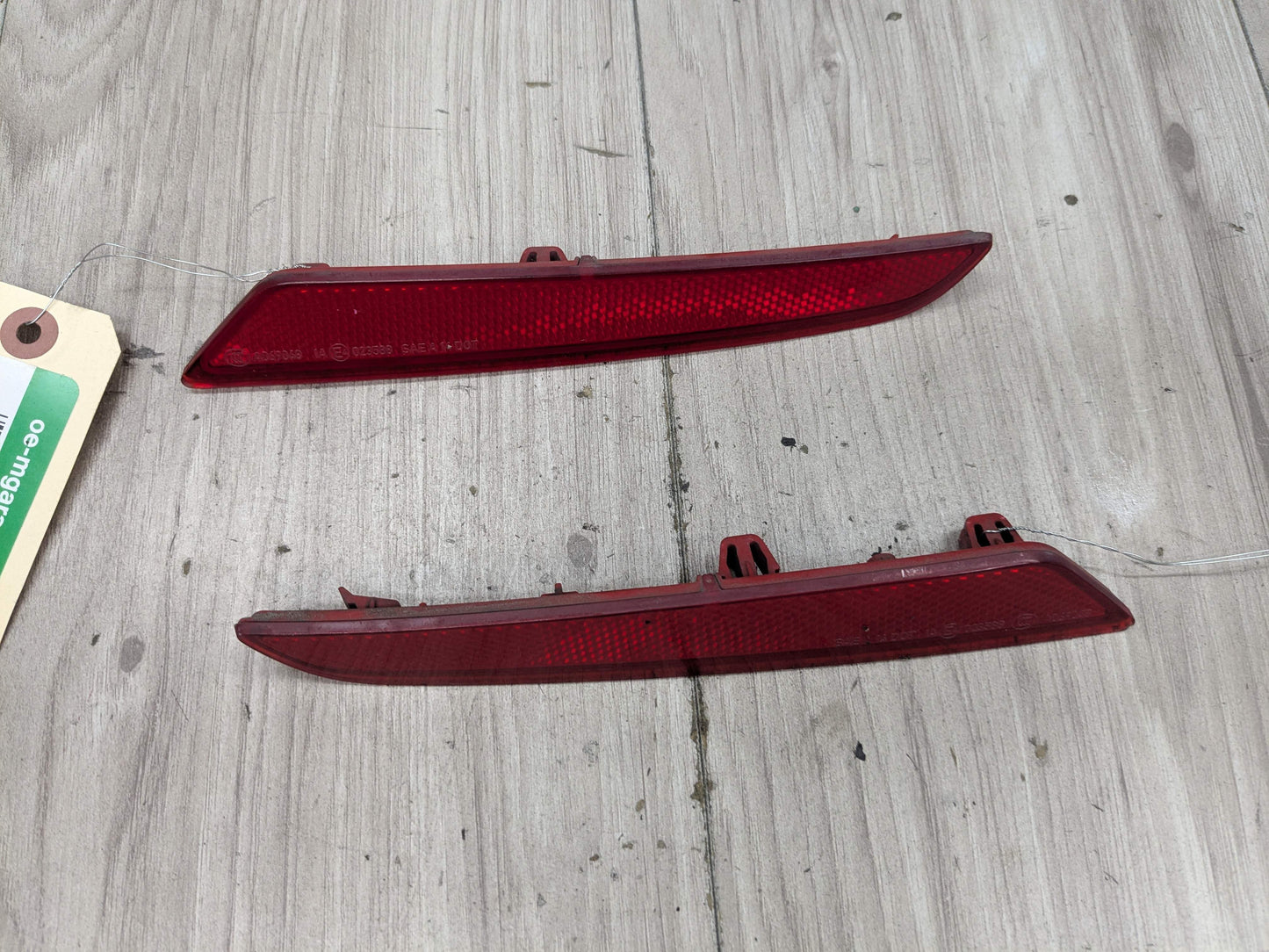 16-19 OEM BMW G11 G12 Rear Bumper Left Right Side Markers Light Reflectors SET