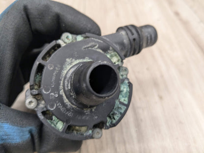 16-19 OEM BMW G11 G12 G30 M550 750 M760 Auxiliary Electric Coolant Water Pump