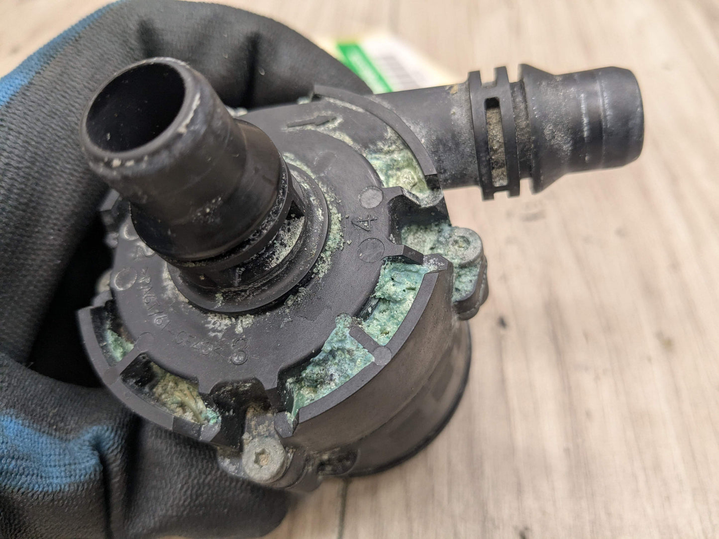 16-19 OEM BMW G11 G12 G30 M550 750 M760 Auxiliary Electric Coolant Water Pump