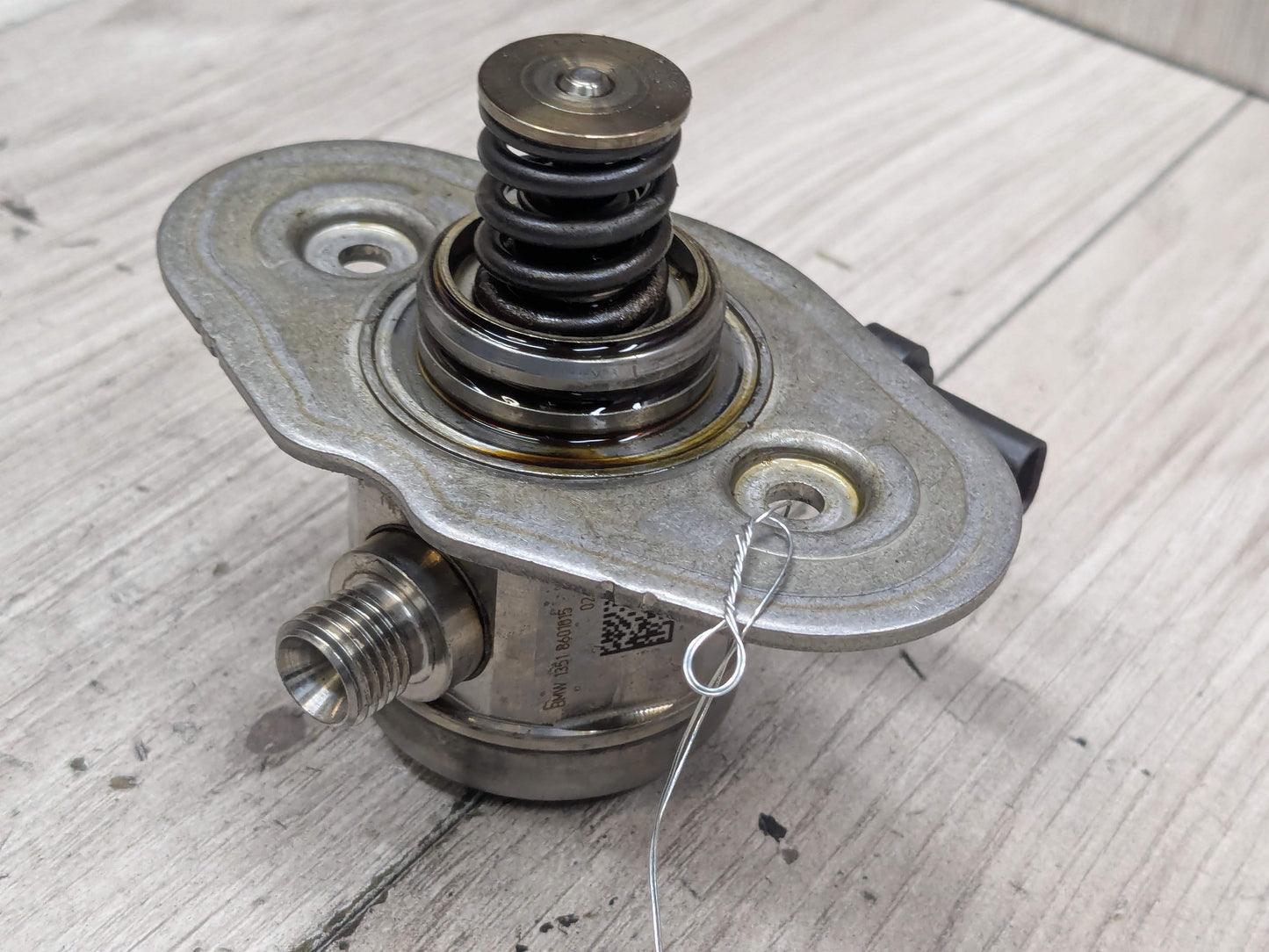16-20 OEM BMW G11 G12 750 G30 M550 Engine N63R HPFP High Pressure Fuel Pump 1-4