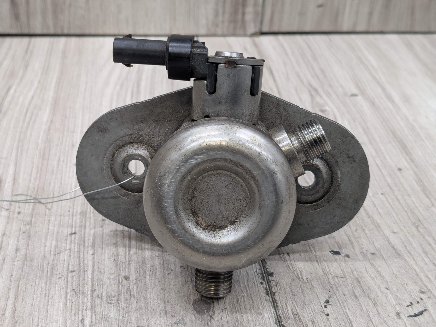 16-20 OEM BMW G11 G12 750 G30 M550 Engine N63R HPFP High Pressure Fuel Pump 1-4