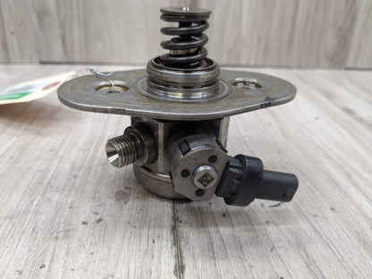 16-20 OEM BMW G11 G12 750 G30 M550 Engine N63R HPFP High Pressure Fuel Pump 5-8