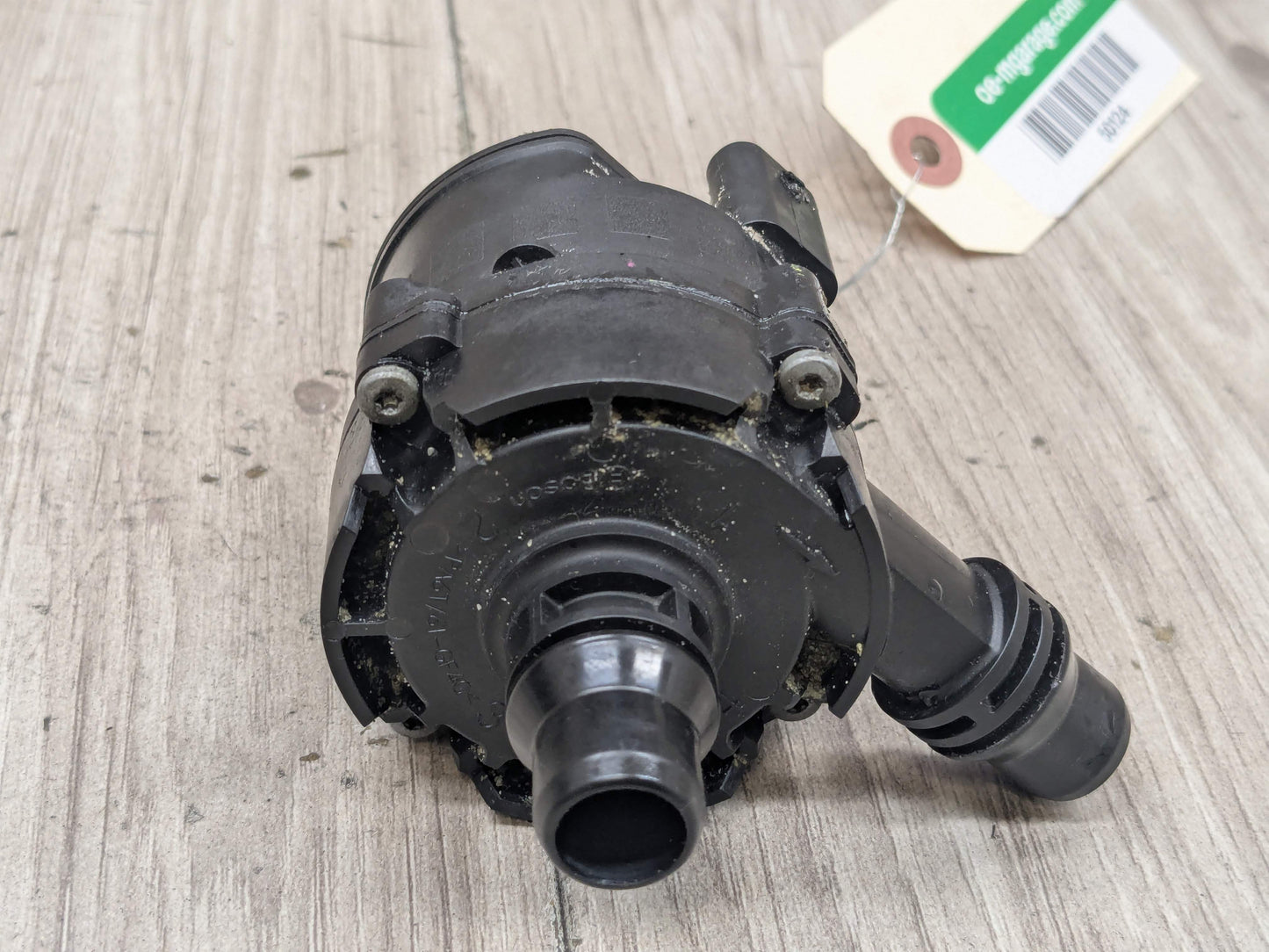 OEM BMW F90 F93 G11 G12 G16 G30 M5 Engine Electric Auxiliary Water Coolant Pump