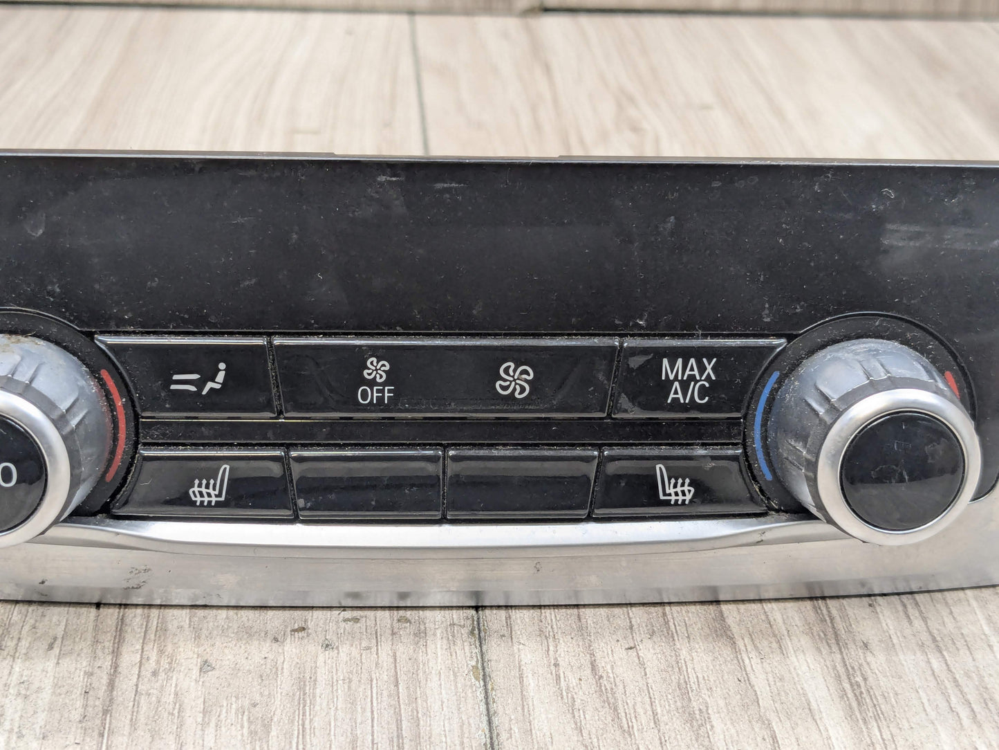 16-19 OEM BMW G11 G12 750 Rear AC Heater Climate Control Switch