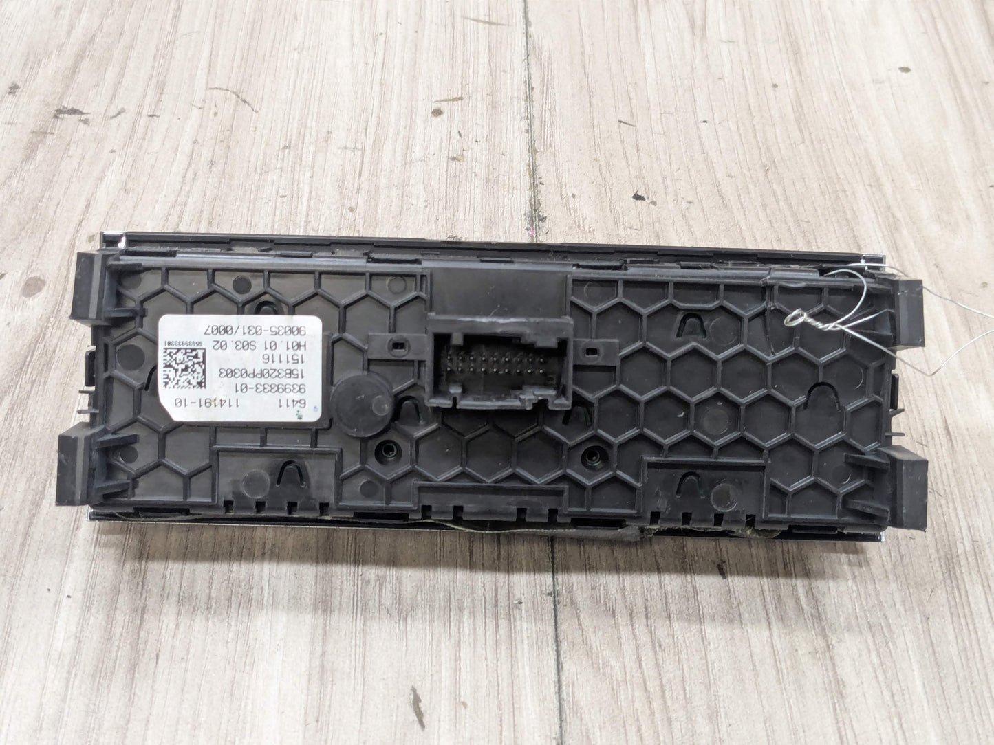 16-19 OEM BMW G11 G12 750 Rear AC Heater Climate Control Switch
