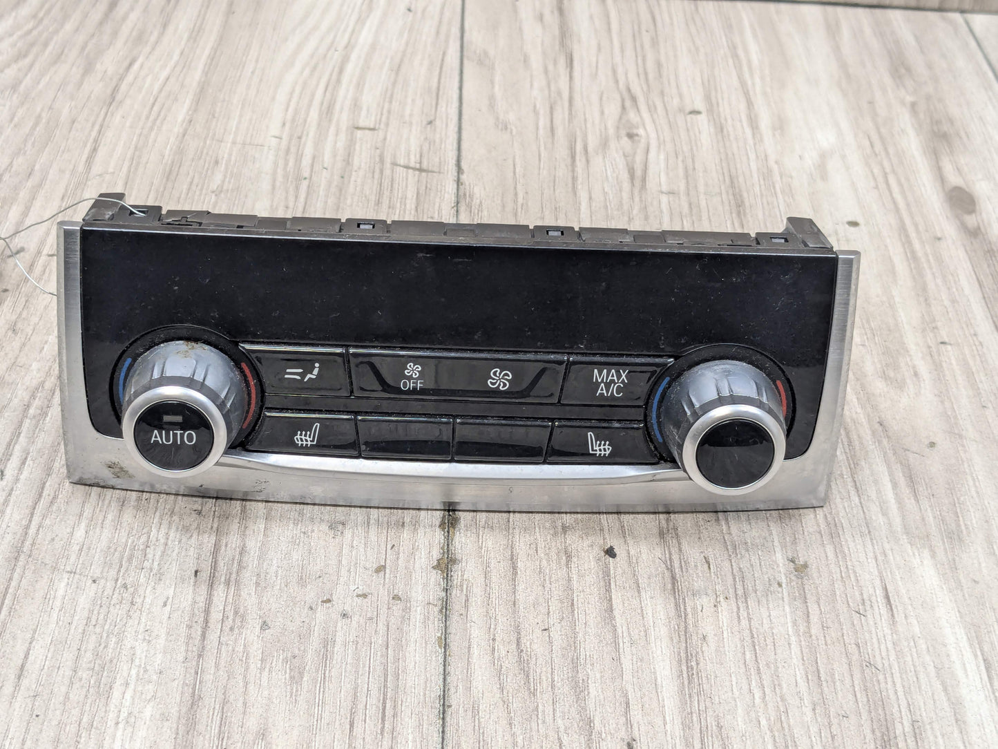 16-19 OEM BMW G11 G12 750 Rear AC Heater Climate Control Switch