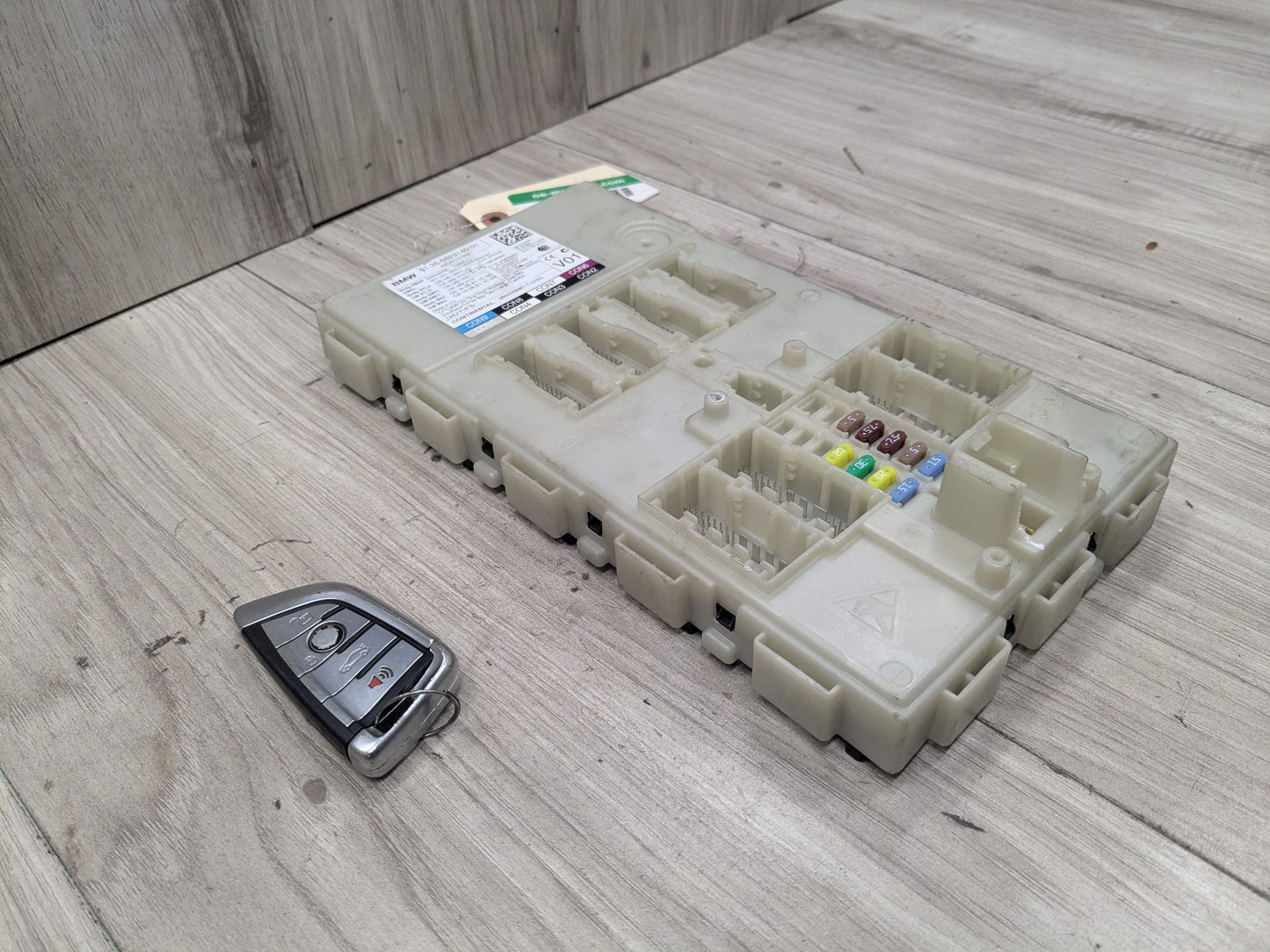 OEM BMW F90 F97 G01 G12 G30 BDC Body Domain Control Control Module Unit w/ Key