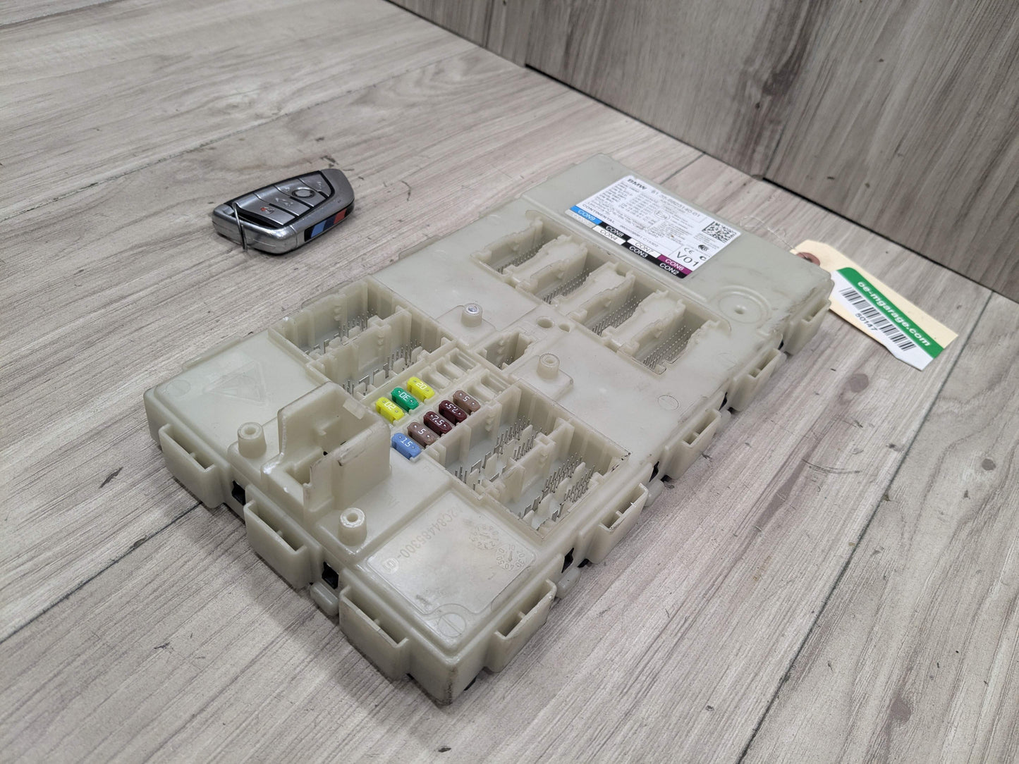 OEM BMW F90 F97 G01 G12 G30 BDC Body Domain Control Control Module Unit w/ Key