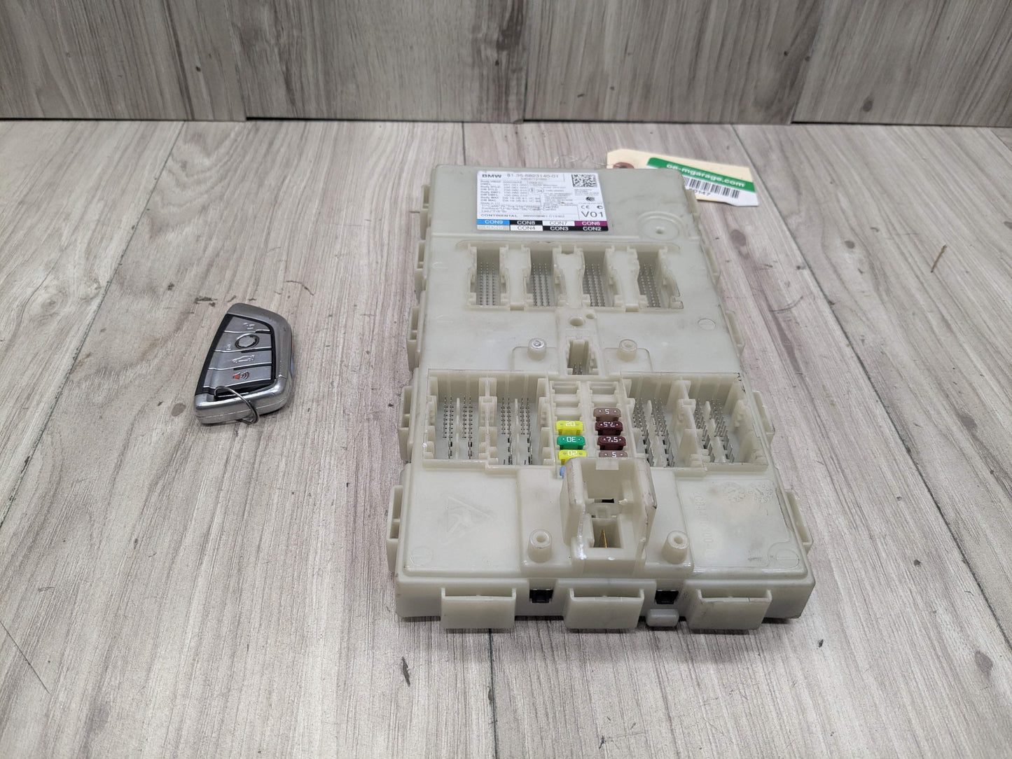 OEM BMW F90 F97 G01 G12 G30 BDC Body Domain Control Control Module Unit w/ Key