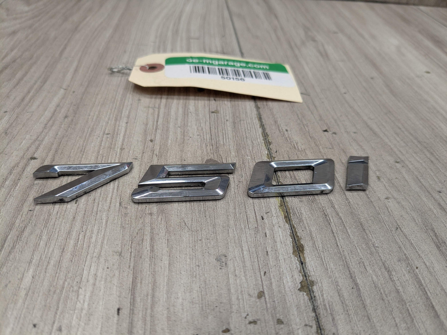 16-22 OEM BMW G11 G12 750i Front Fender  750i Badge Emblem