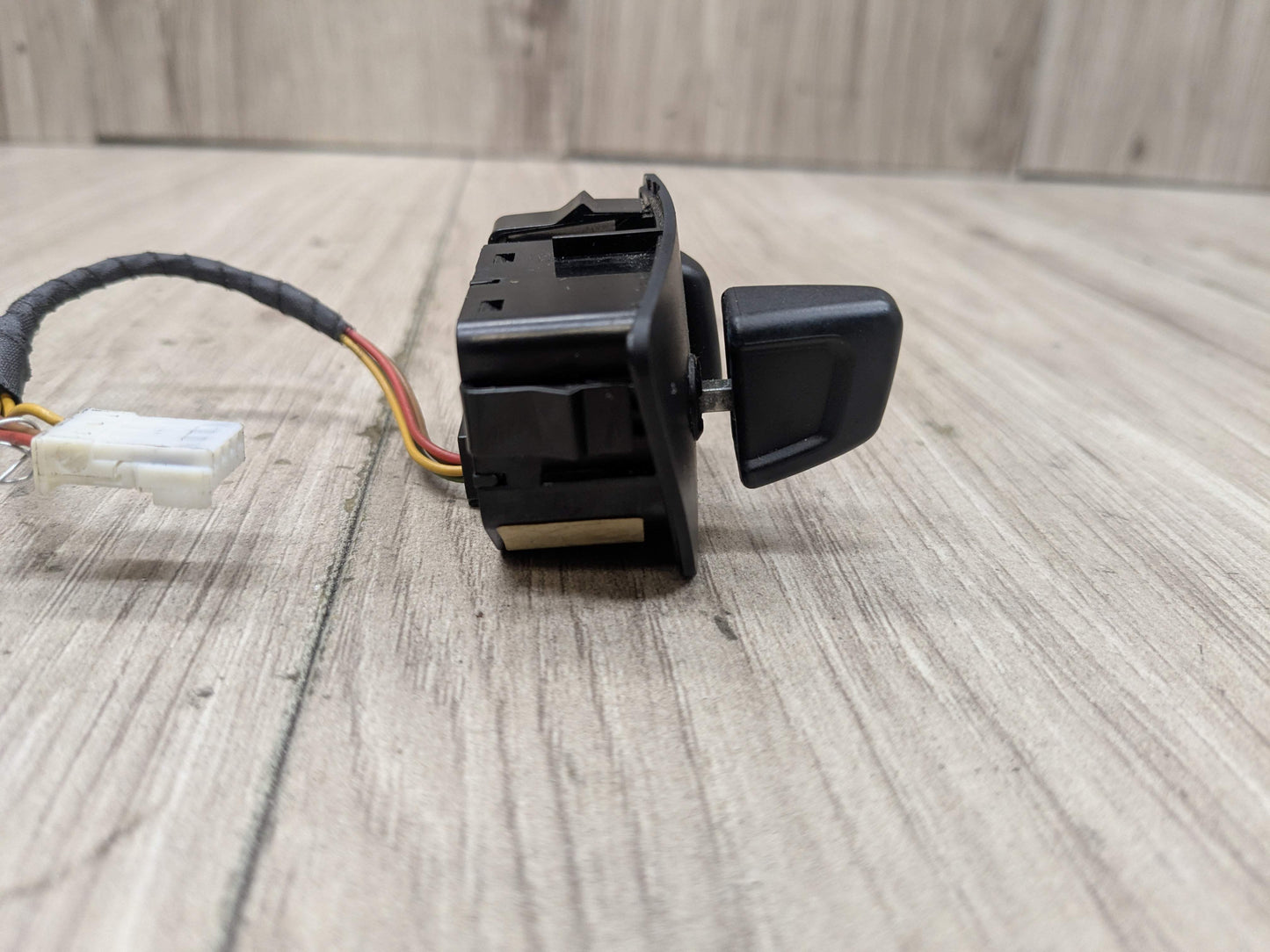 16-19 OEM BMW G11 G12 740 750 Steering Wheel Heat Heating Control Switch Module