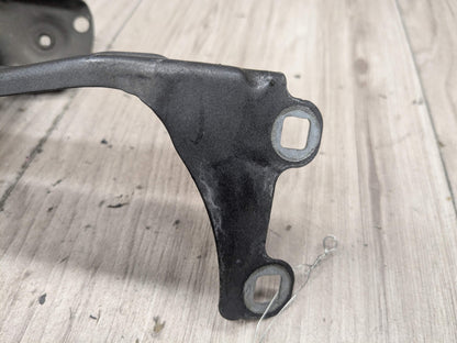 16-19 OEM BMW G11 G12 750 Front Right Passenger Fender Wing Holder Bracket SET