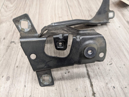 16-19 OEM BMW G11 G12 750 Front Right Passenger Fender Wing Holder Bracket SET