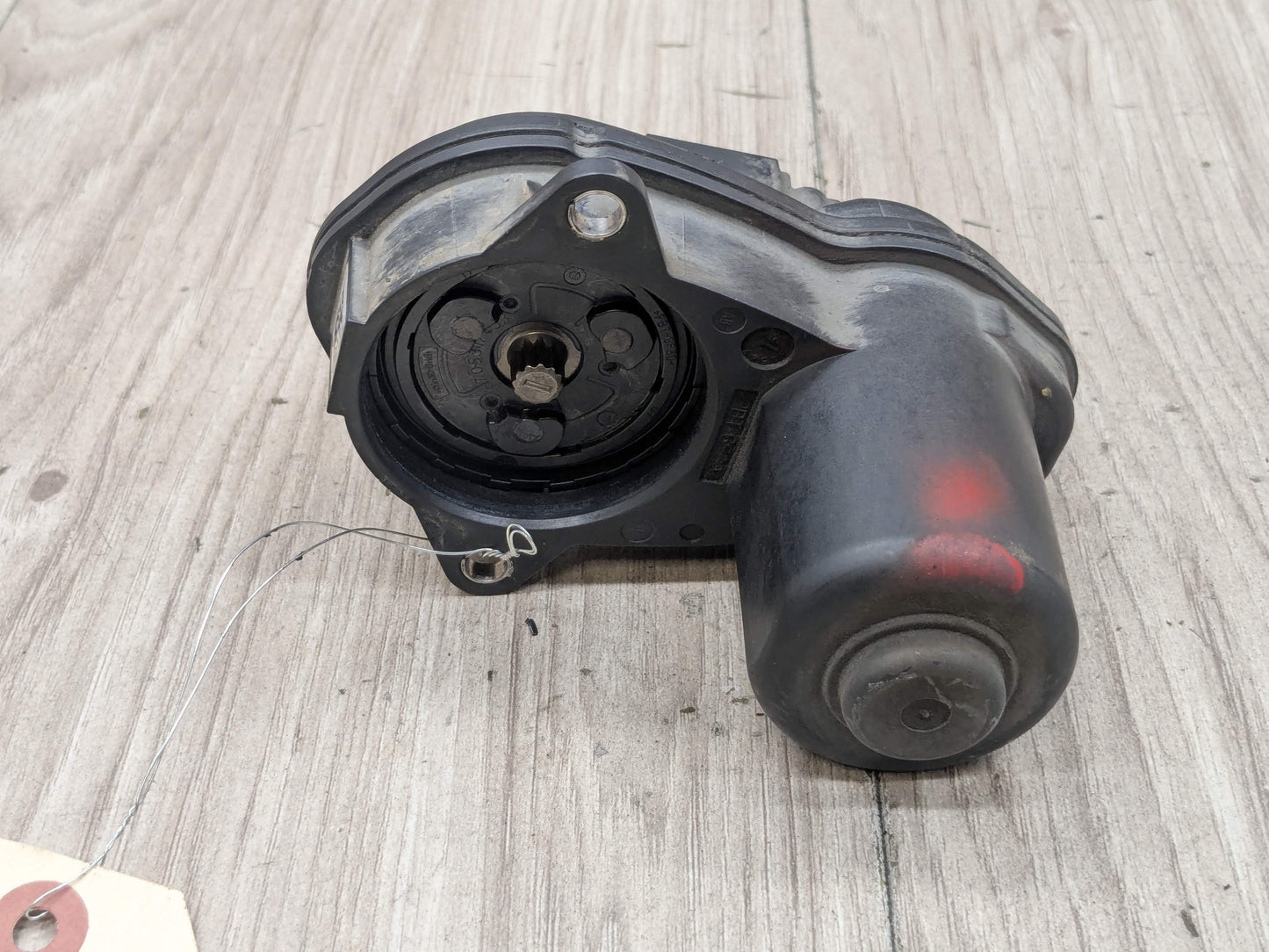 OEM BMW F90 G07 G12 G30 G80 G82 G83 M3 M4 M8 Rear Parking Brake Actuator Motor
