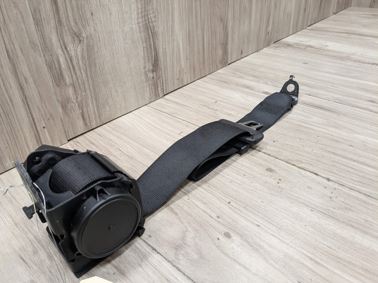 OEM BMW G11 G12 740 750 M760 B7 Rear Center Middle Seat Belt Retractor Black