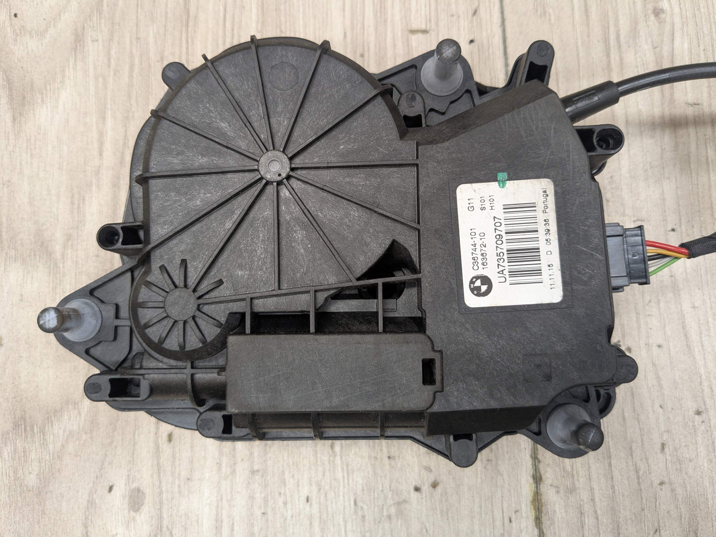 16-22 OEM BMW G11 G12 740 750 M760 Trunk Lid Power Lock Drive Actuator