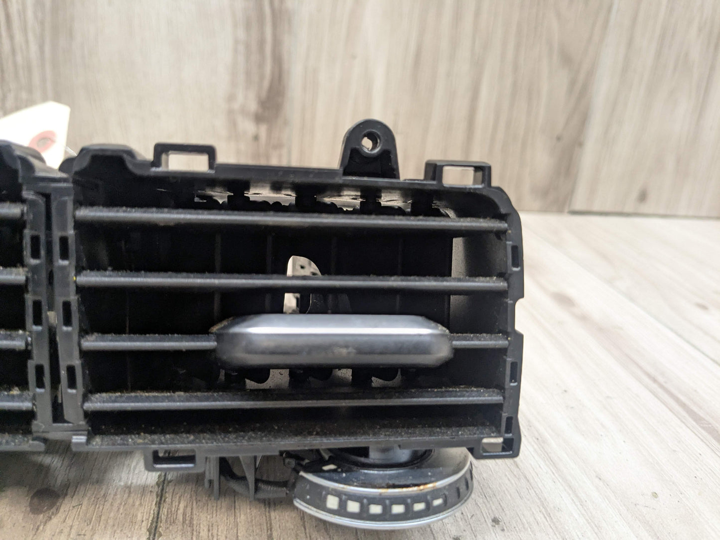 16-22 OEM BMW G11 G12 740 750 M760 B7 Rear Center Console AC Air Vent Grille