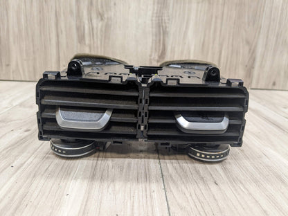 16-22 OEM BMW G11 G12 740 750 M760 B7 Rear Center Console AC Air Vent Grille