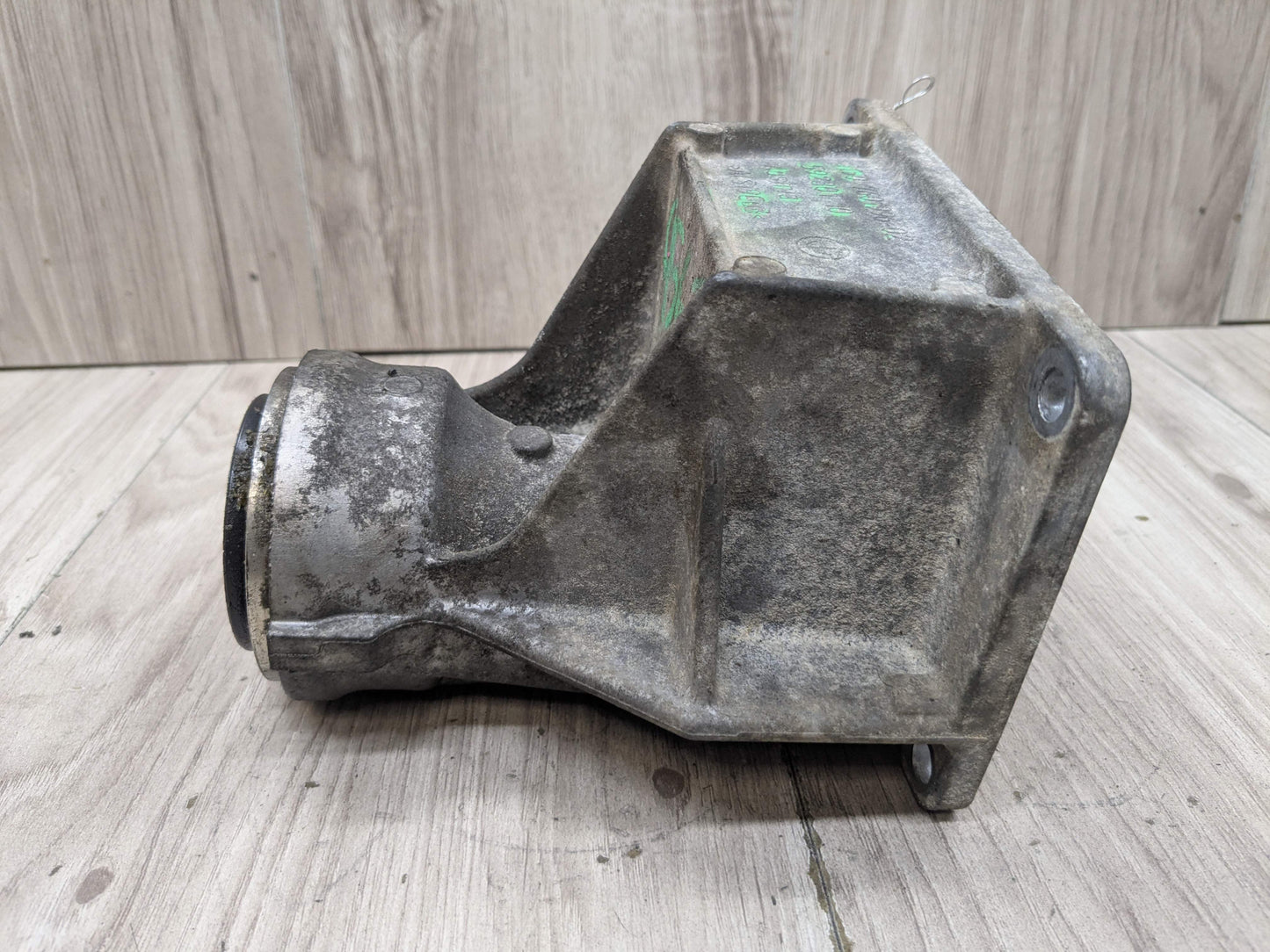 OEM BMW F22 F25 F30 F32 F36 N20 N26 N55 Front Axle Differential Support Bracket