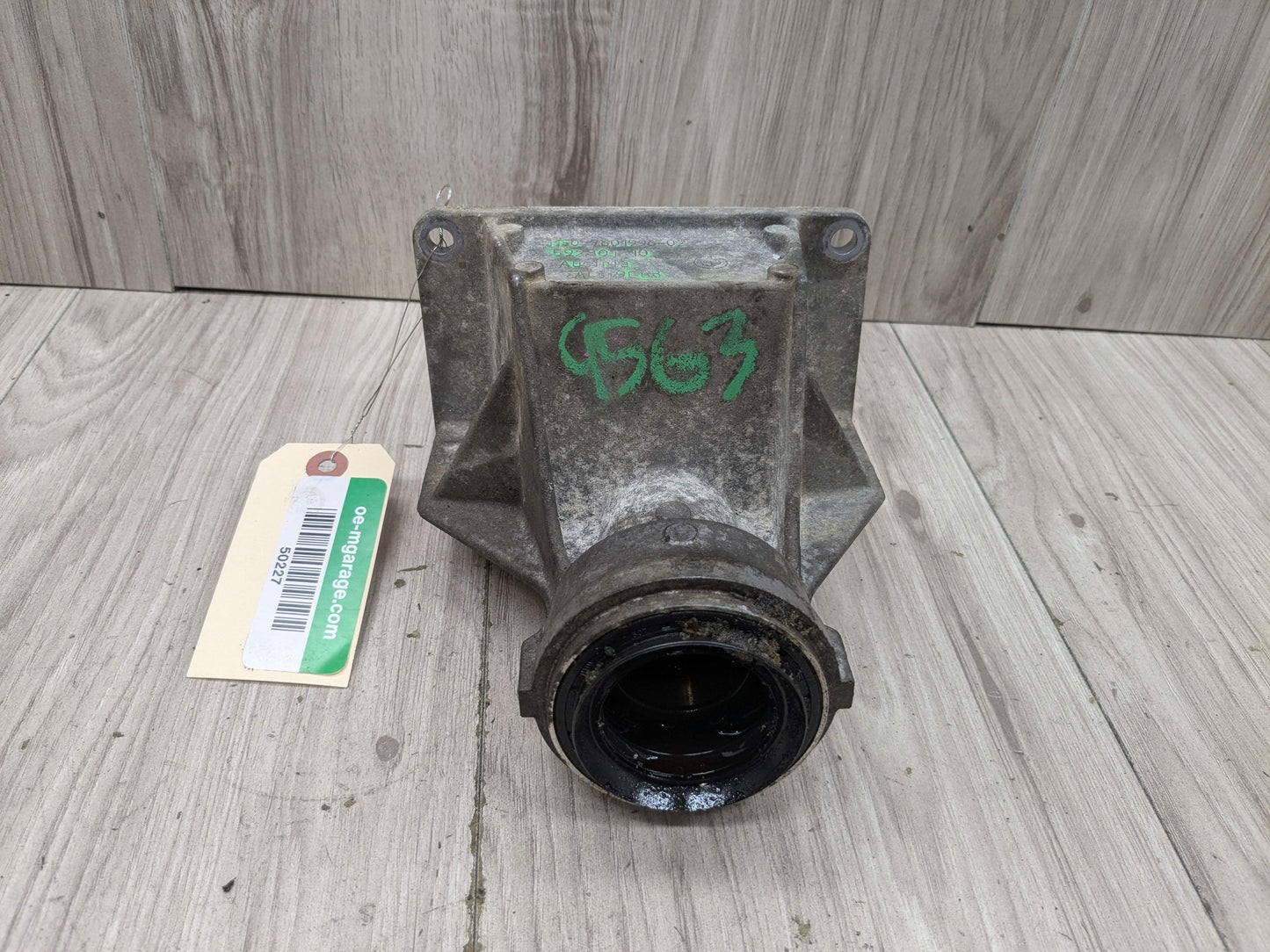OEM BMW F22 F25 F30 F32 F36 N20 N26 N55 Front Axle Differential Support Bracket
