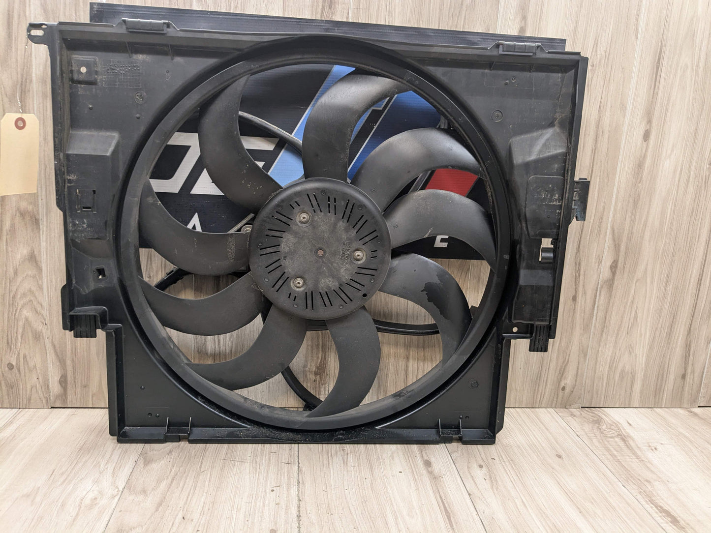 OEM BMW F22 F23 F30 228 320 428 N20 Electric Radiator Cooling Fan w/ Shroud 400W