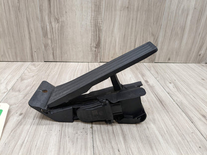 OEM BMW F15 F22 F25 F30 F36 F80 G01 G05 G20 X3 X5 Accelerator Throttle Gas Pedal