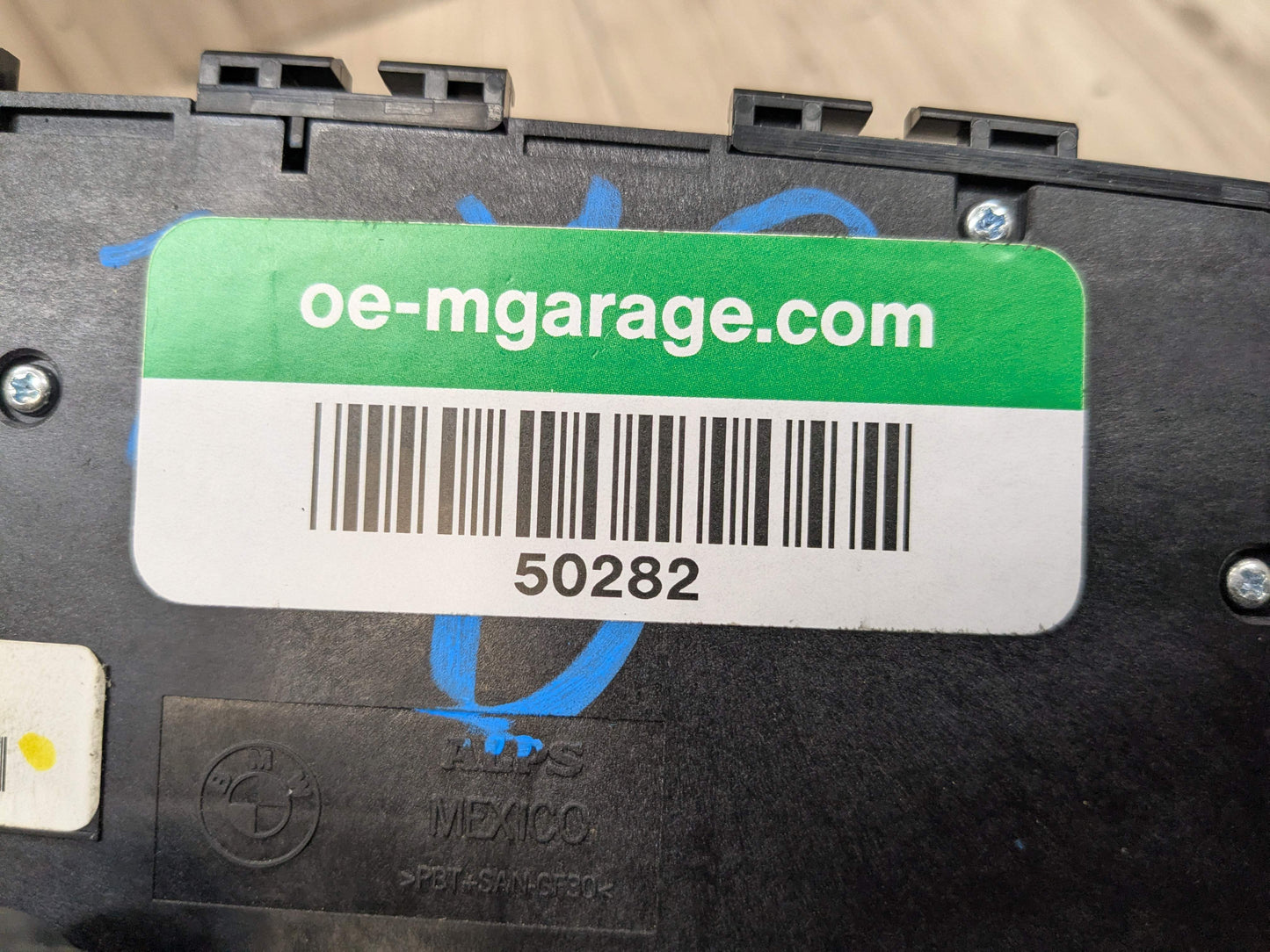 OEM BMW F22 F30 F32 F36 F82Front Left Driver Seat Adjust Control Memory Switch