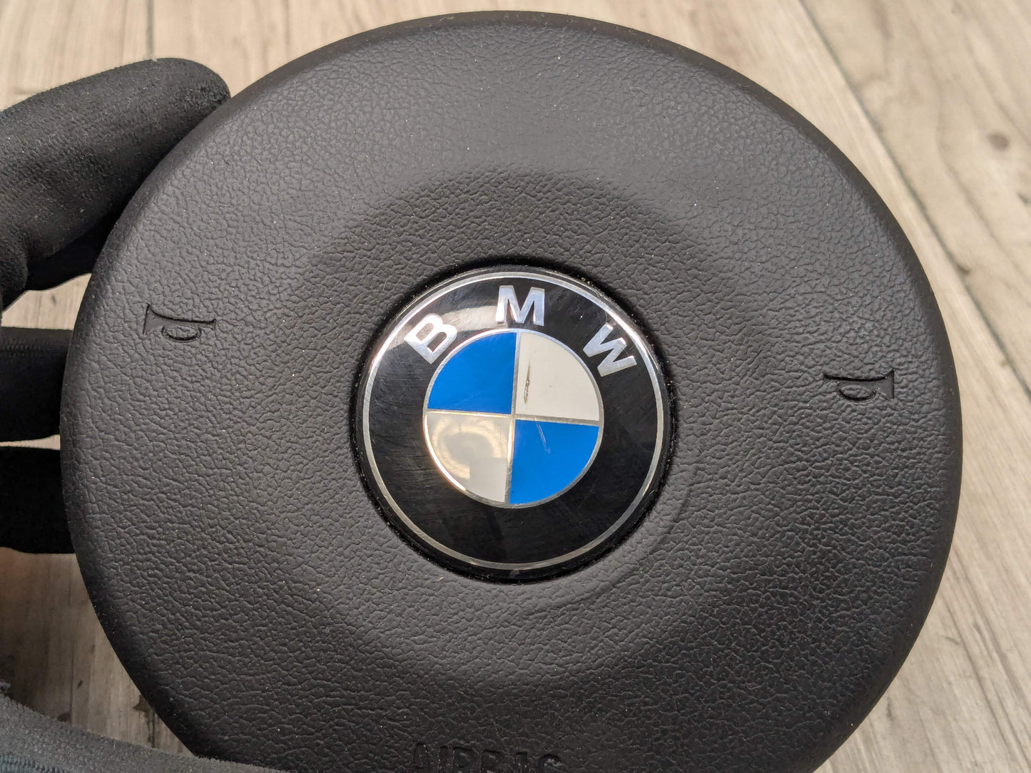 OEM BMW F10 F22 F23 F30 F32 F33 F36 335 435 Driver M SPORT Steering Wheel Airbag