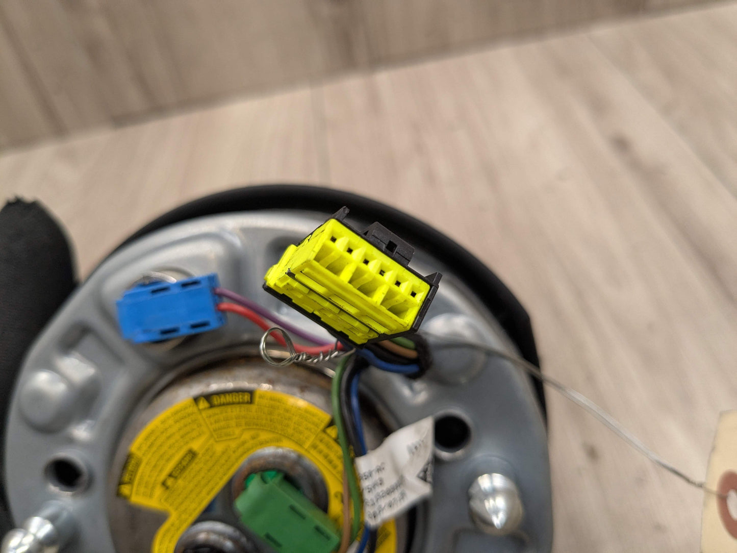 OEM BMW F10 F22 F23 F30 F32 F33 F36 335 435 Driver M SPORT Steering Wheel Airbag