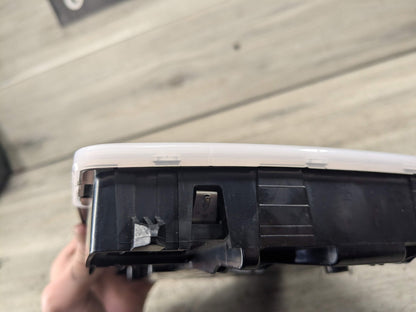*OEM BMW F22 F30 F32 F36 F80 F82 M3 Headliner Roof Console Dome Light SOS Switch