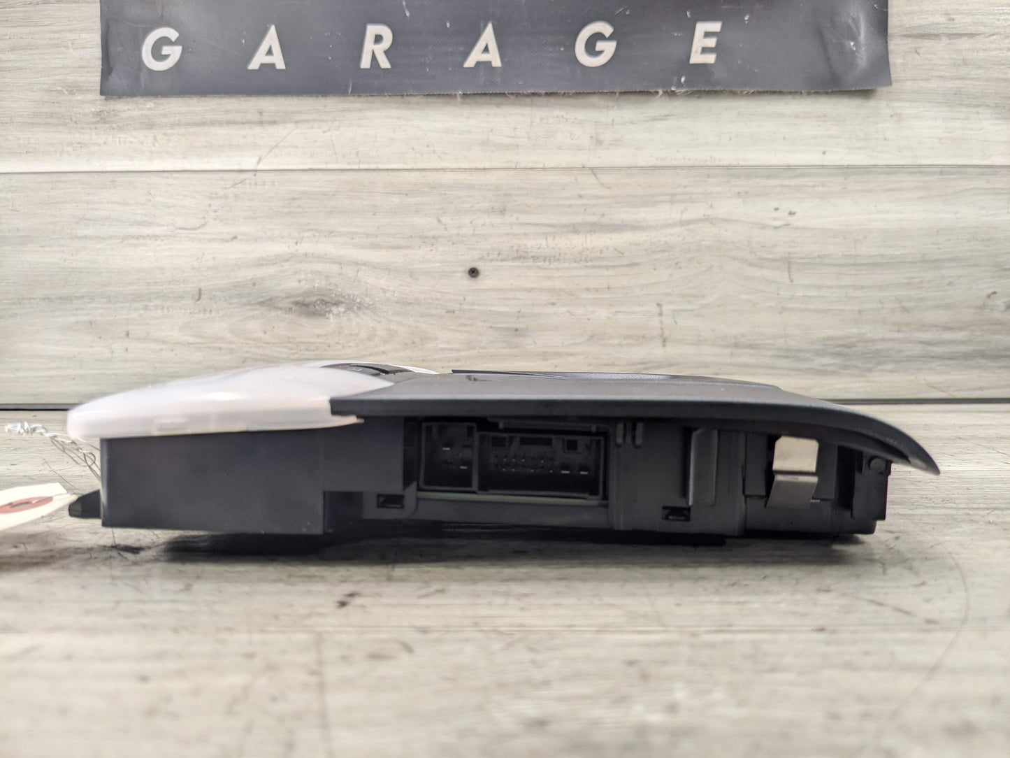 *OEM BMW F22 F30 F32 F36 F80 F82 M3 Headliner Roof Console Dome Light SOS Switch