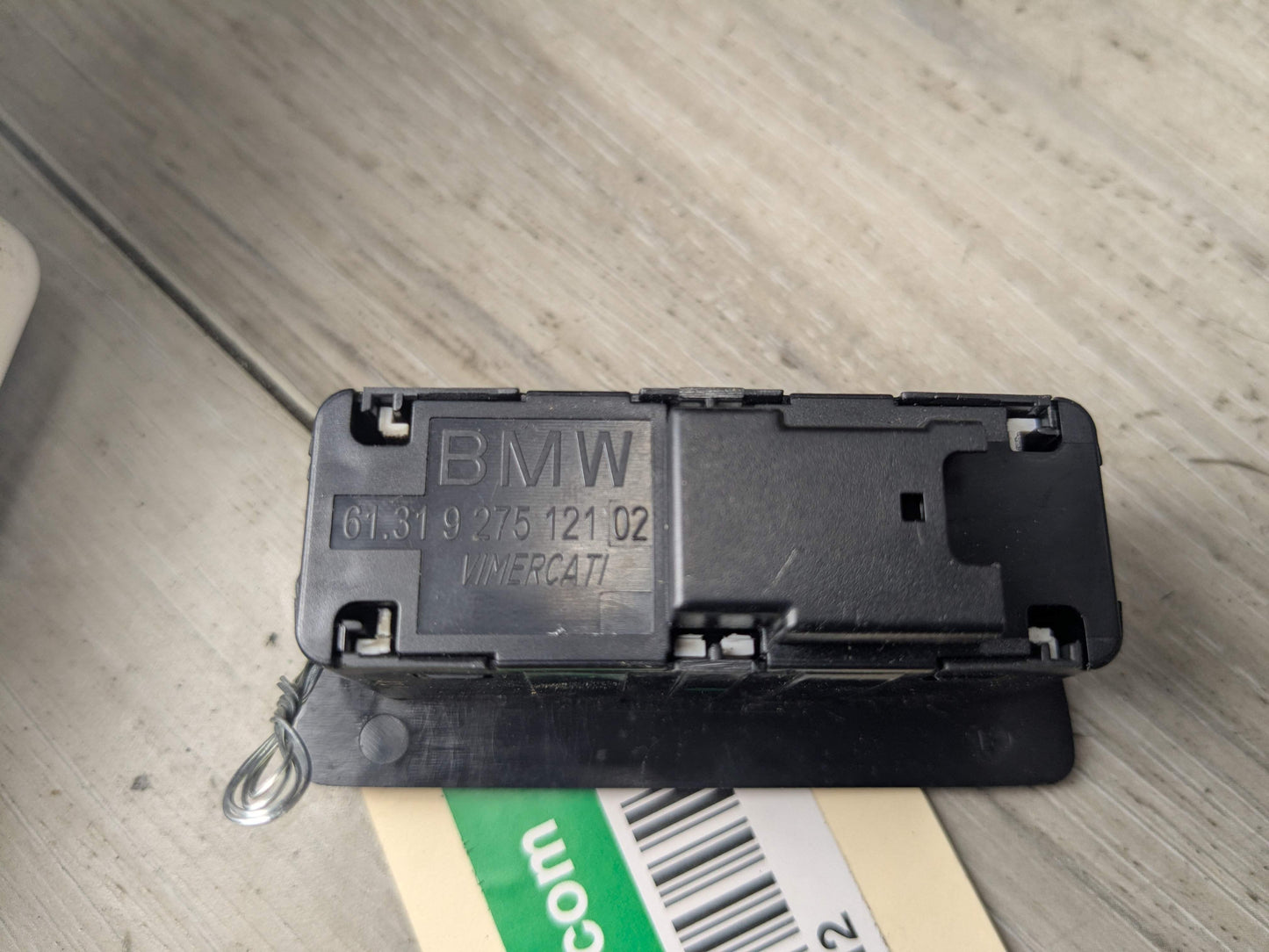 OEM BMW F02 F10 F15 F48 F90 G01 G20 G30 G80 X3 Rear Trunk Lid Center Lock Switch