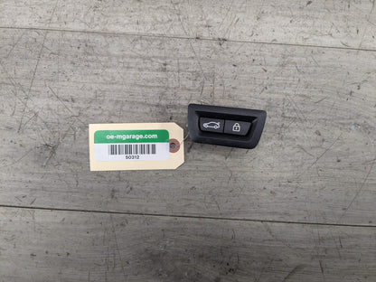 OEM BMW F02 F10 F15 F48 F90 G01 G20 G30 G80 X3 Rear Trunk Lid Center Lock Switch