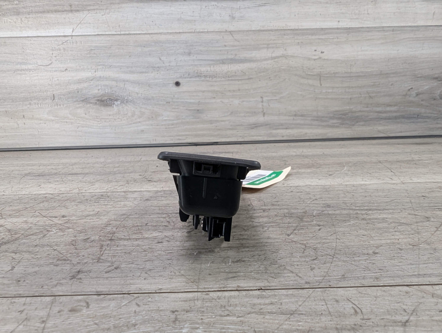 OEM BMW F22 F23 F30 F32 F36 F80 F82 F87 M3 M4 Trunk Lid Release Switch Handle