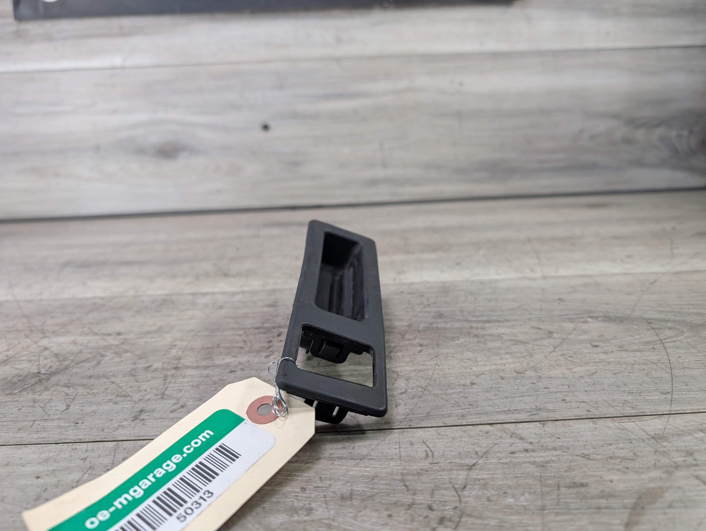 OEM BMW F22 F23 F30 F32 F36 F80 F82 F87 M3 M4 Trunk Lid Release Switch Handle