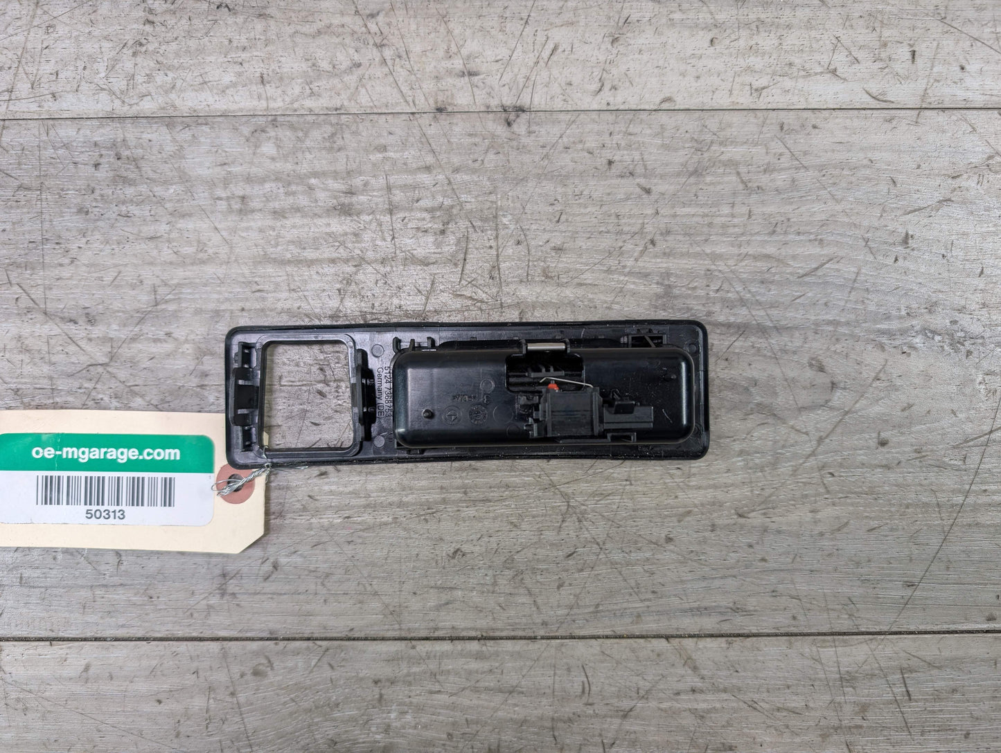 OEM BMW F22 F23 F30 F32 F36 F80 F82 F87 M3 M4 Trunk Lid Release Switch Handle