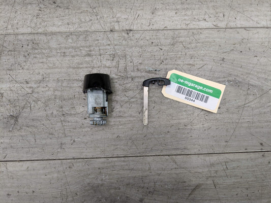 OEM BMW F30 F32 F36 F82 M4 Left Driver Door Lock Key Cylinder Mechanism Brown