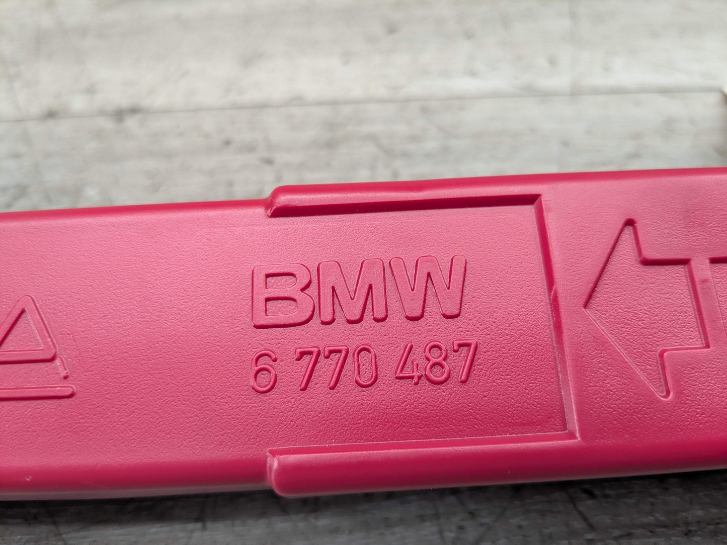 OEM BMW E90 E92 F30 F80 F32 F82 F10 F12 F02 Hazard Warning Triangle w/ Case