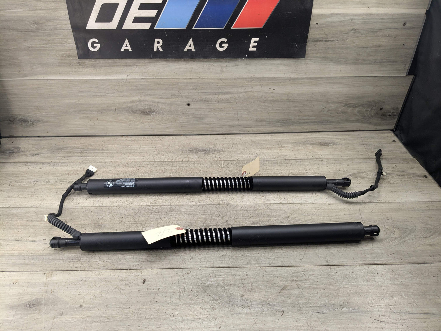 14-19 OEM BMW F34 GT 335 340 Rear Trunk Lid Left Right Shock Strut Support PAIR