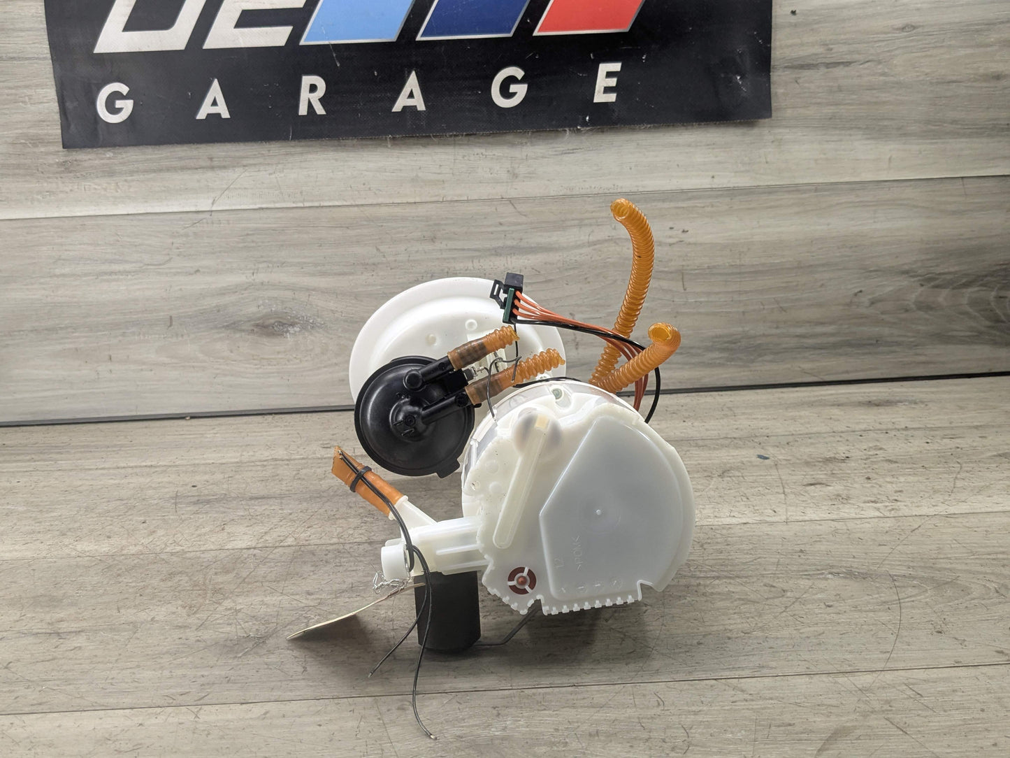 OEM BMW F22 F23 F30 F32 F33 F34 F36 Engine B58 Gas Fuel Tank Sending Pump Unit