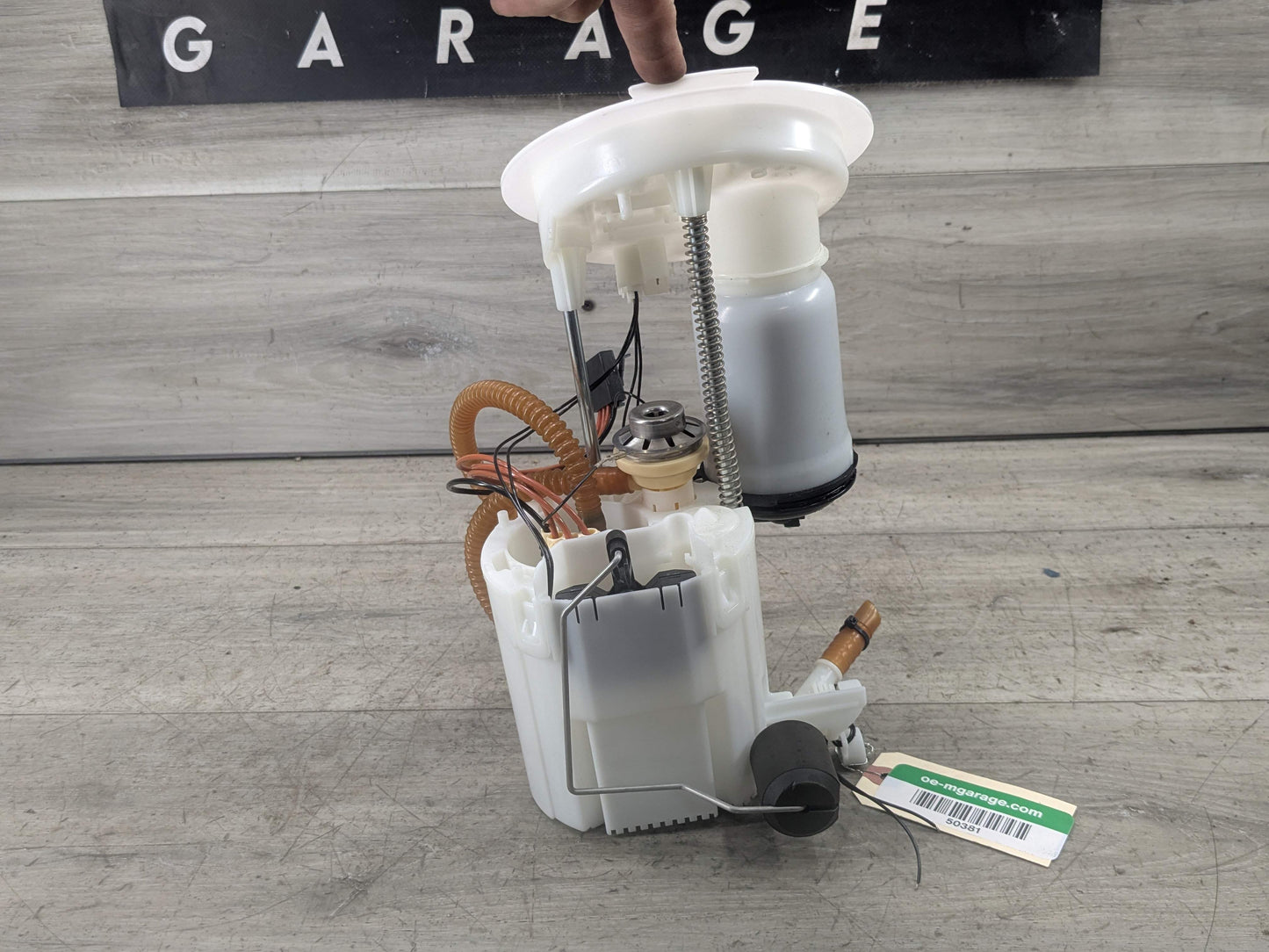 OEM BMW F22 F23 F30 F32 F33 F34 F36 Engine B58 Gas Fuel Tank Sending Pump Unit
